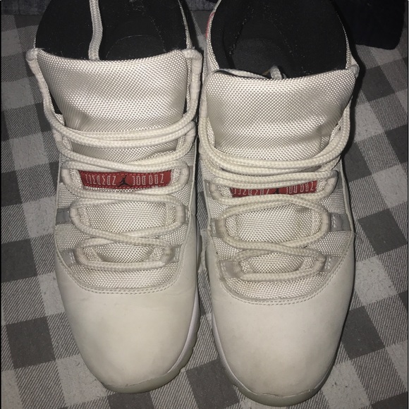 jordan 11 platinum tint - Picture 1 of 6